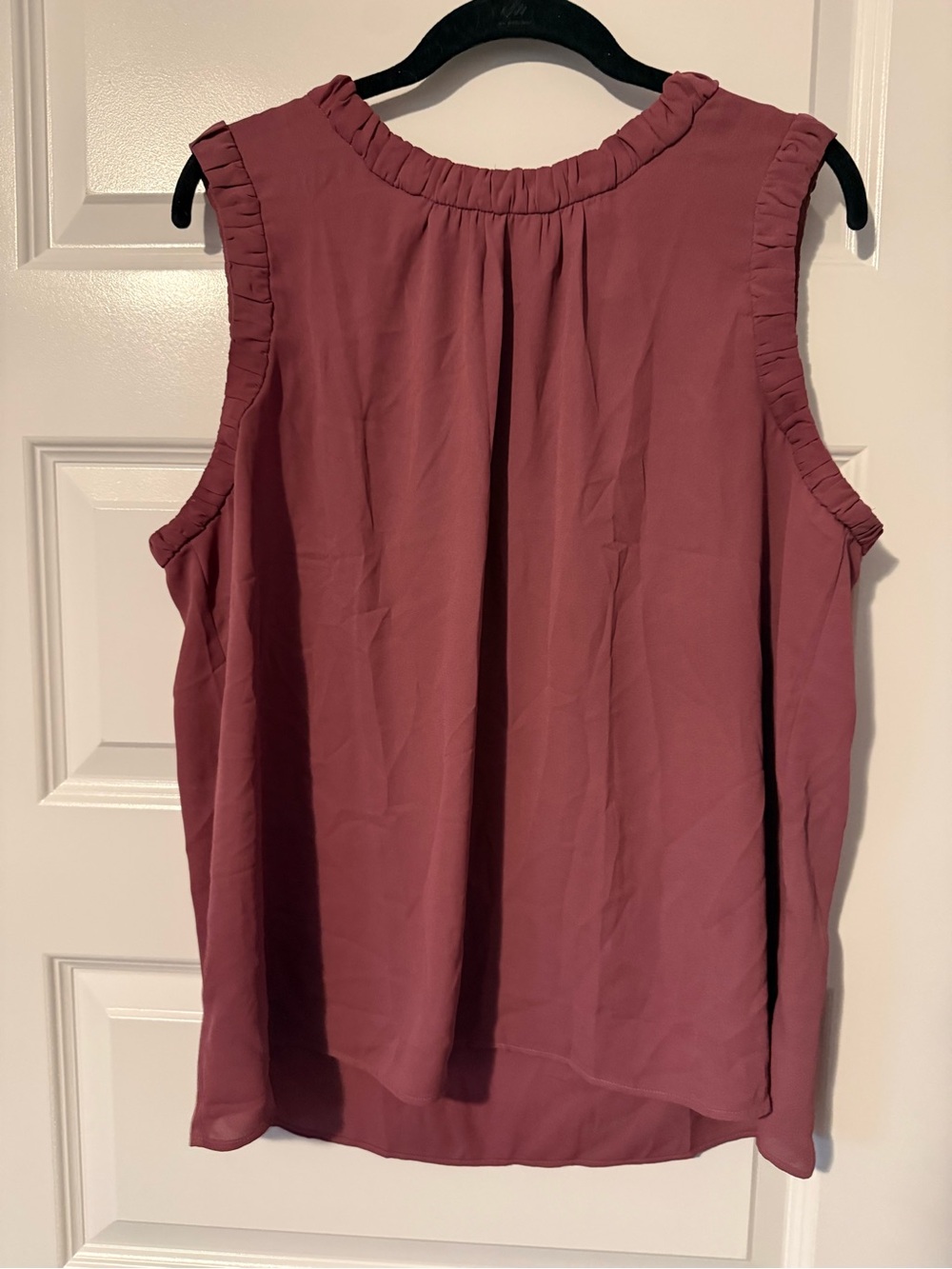LOFT Rose-Mauve Ruffle-Trim Sleeveless Camisole